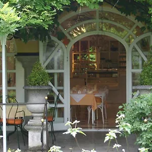 https://hotel-aurbacher.getmunichhotels.com